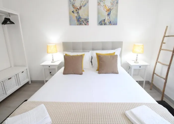 Apartamento Moderno Nas Olaias A 5 Minutos Da Faculdade Isel E Ist